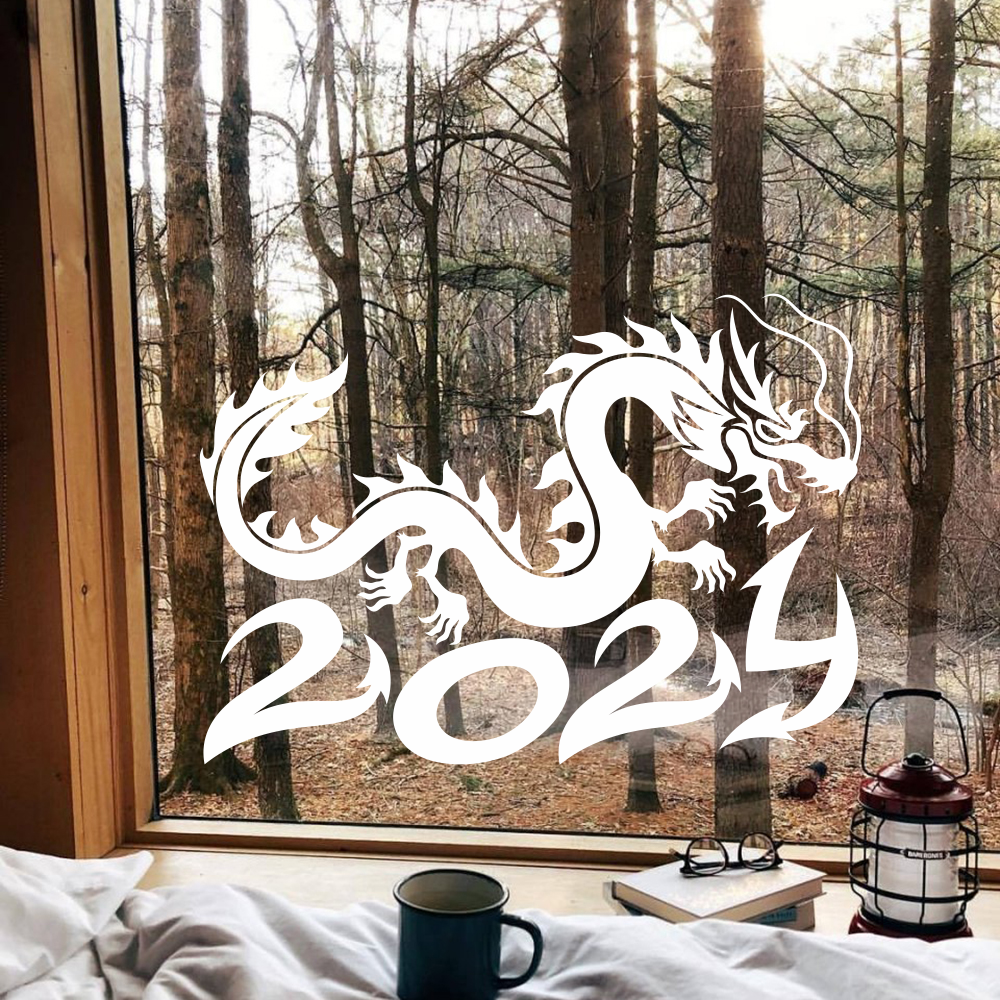 Дракон на окне на Новый год 2024